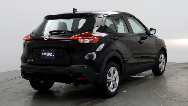 2021 Nissan Kicks S 8