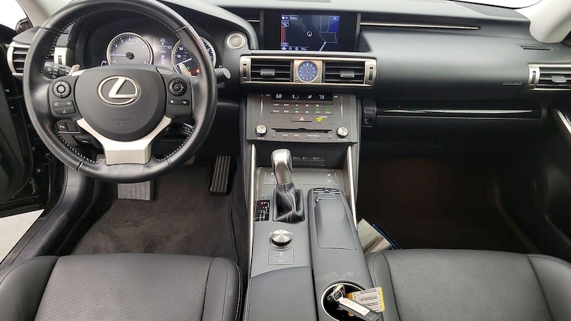 2015 Lexus IS 250 9