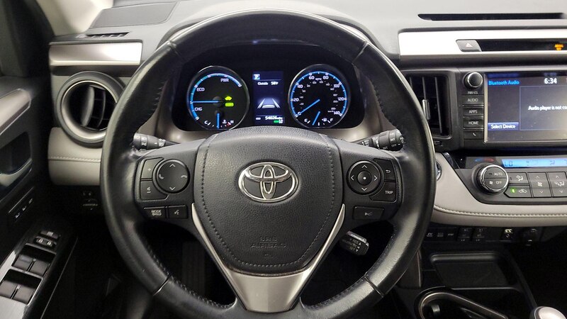 2018 Toyota RAV4 Limited 10