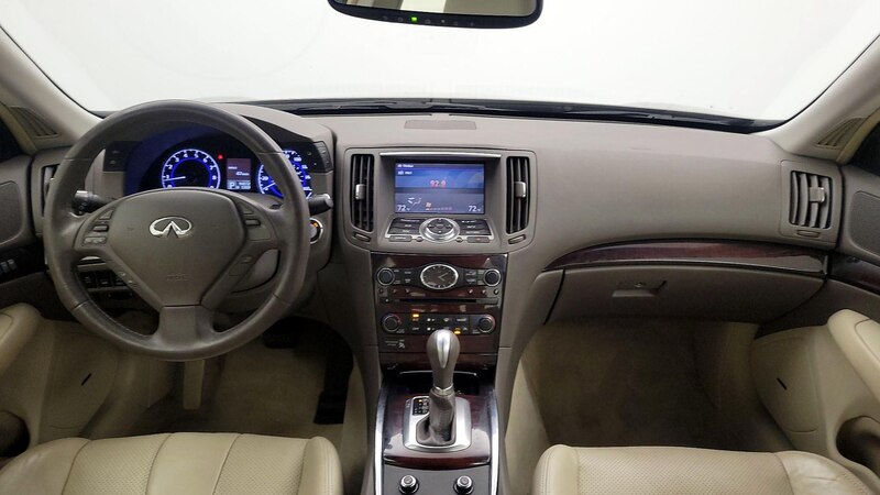 2013 INFINITI G37 Journey 9