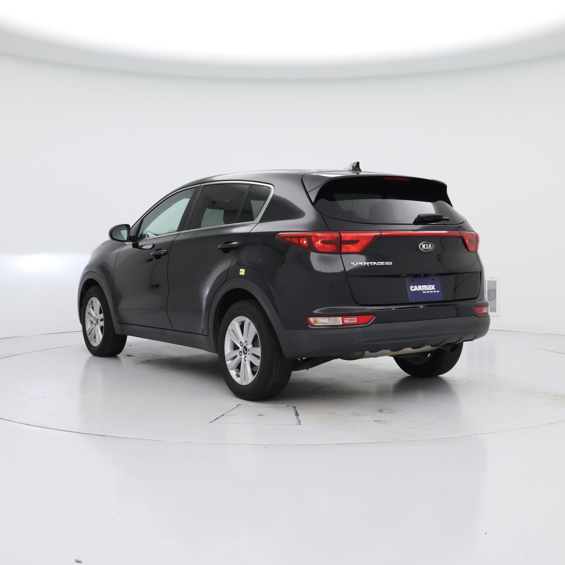 Thumbnail: 2017 Kia Sportage - 2