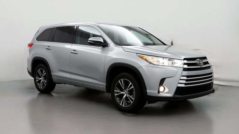 2017 Toyota Highlander Plus Hero Image