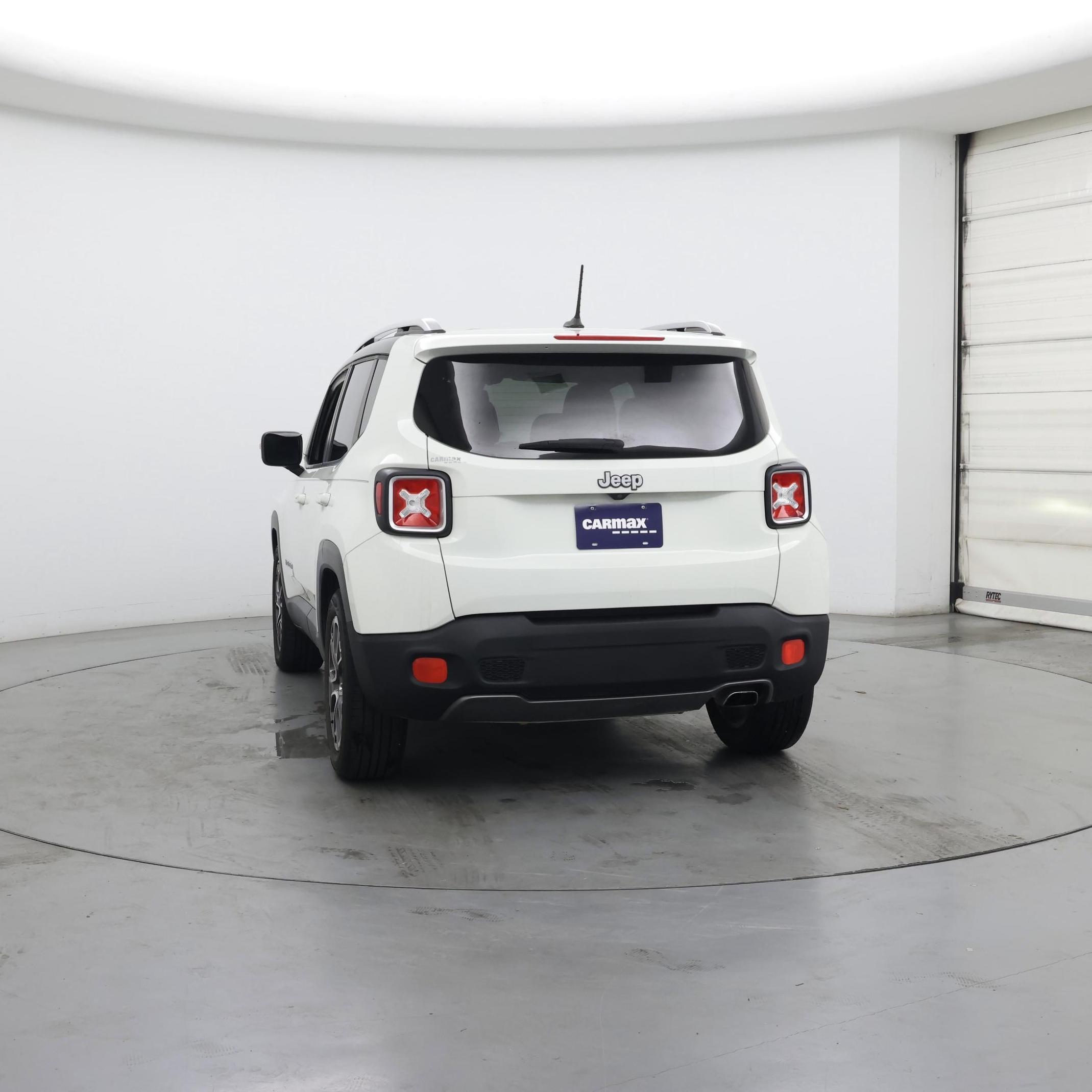 Thumbnail: 2016 Jeep Renegade - 6