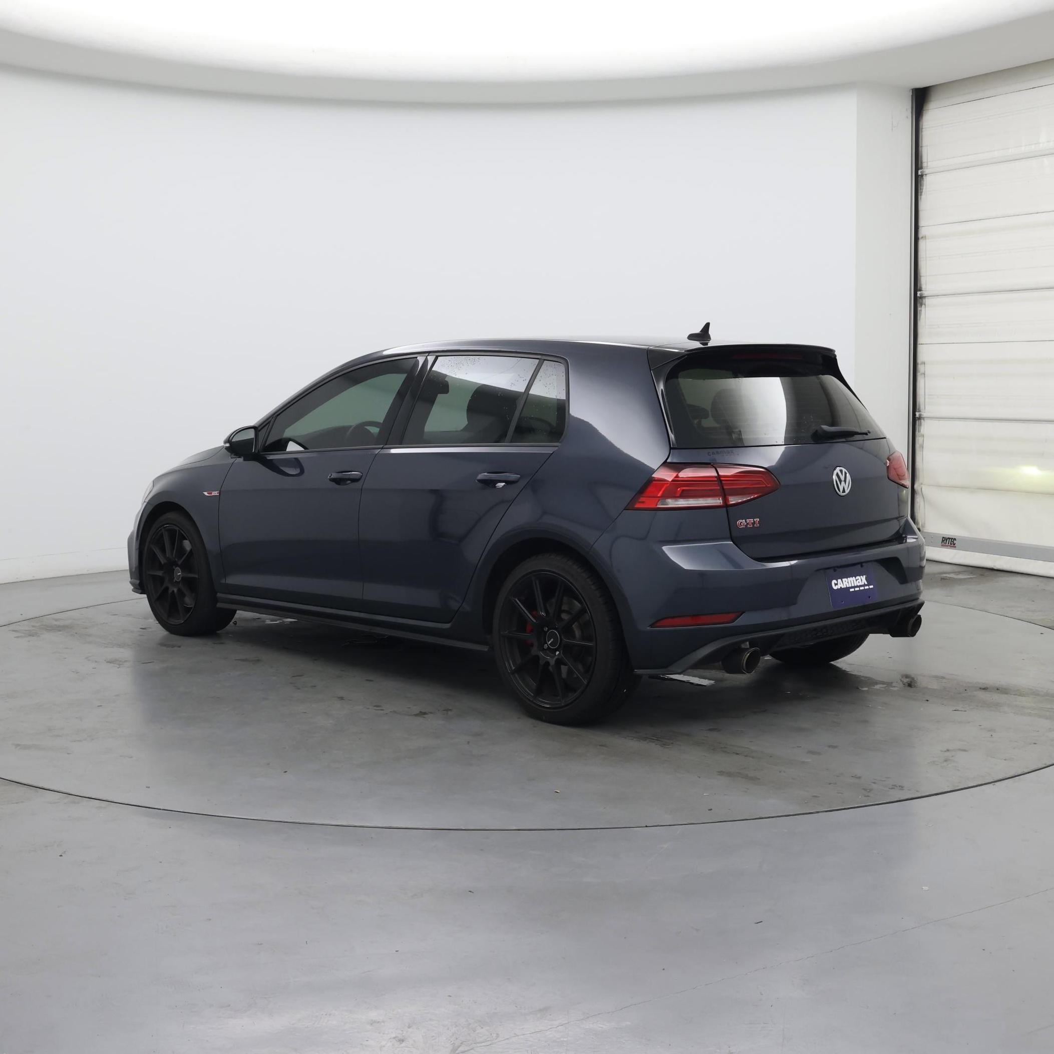 Thumbnail: 2021 Volkswagen Golf - 2