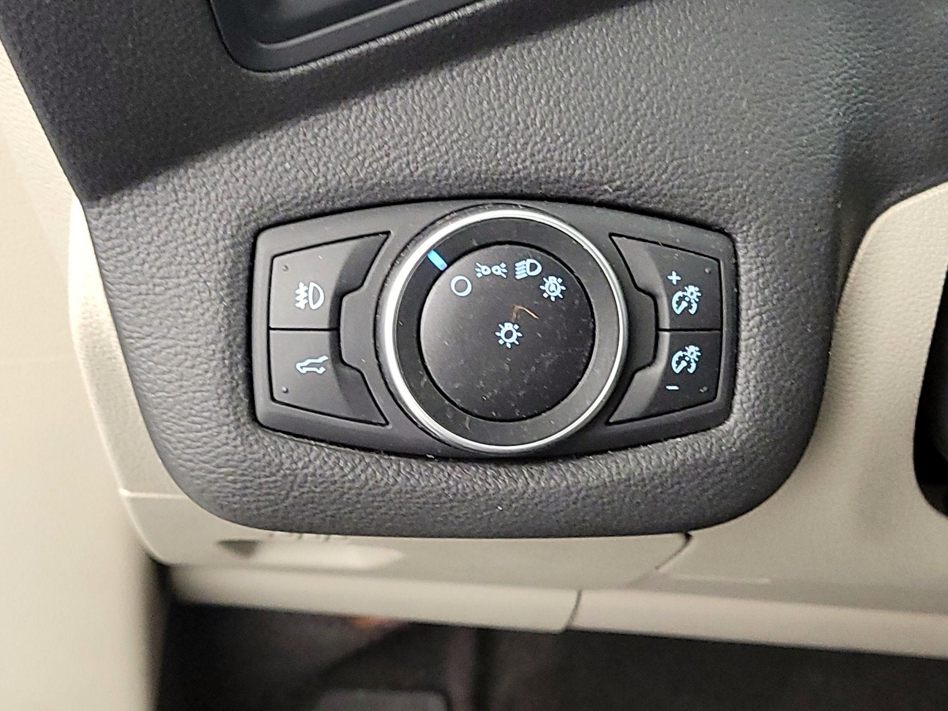 Thumbnail: 2018 Ford Escape - 13