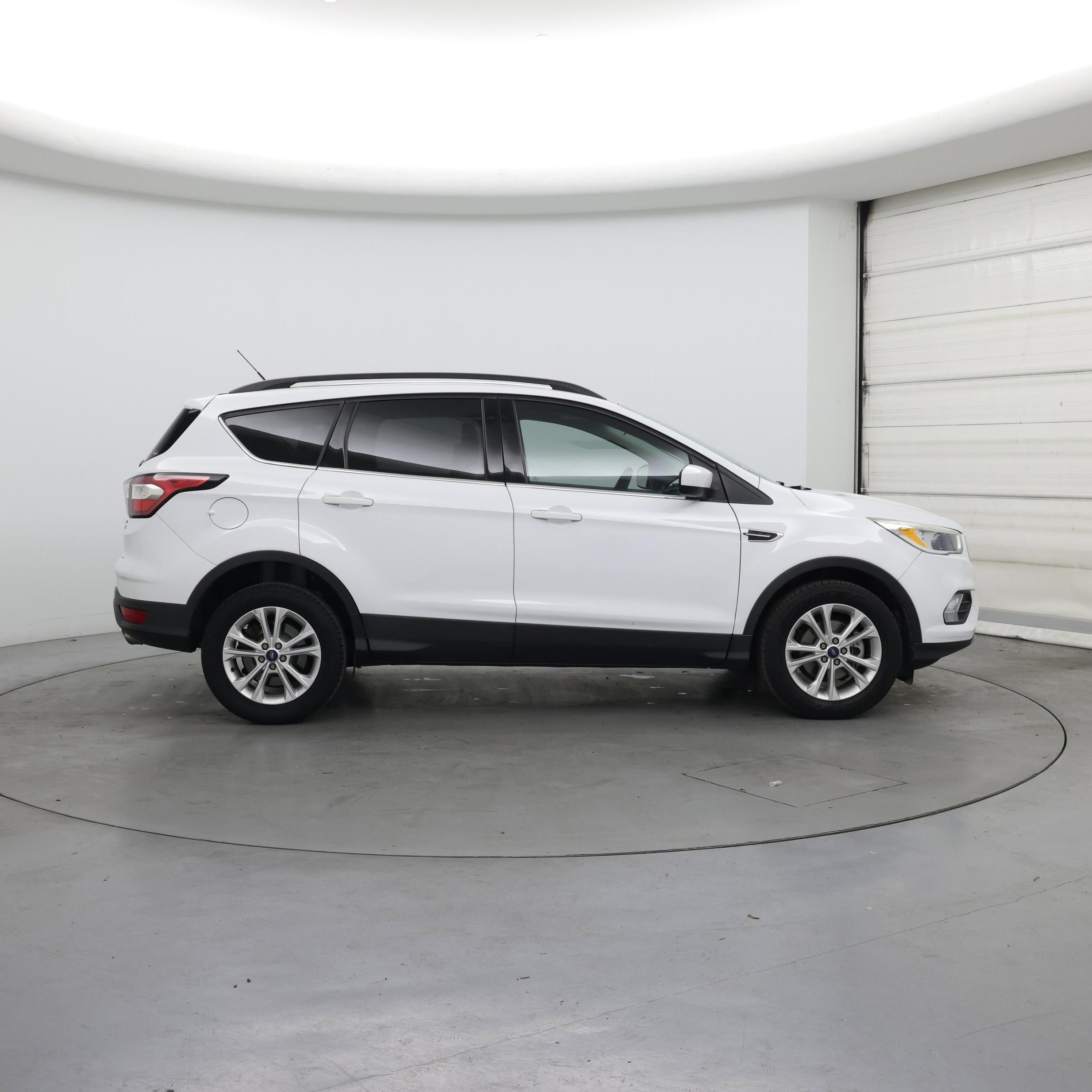 Thumbnail: 2018 Ford Escape - 7