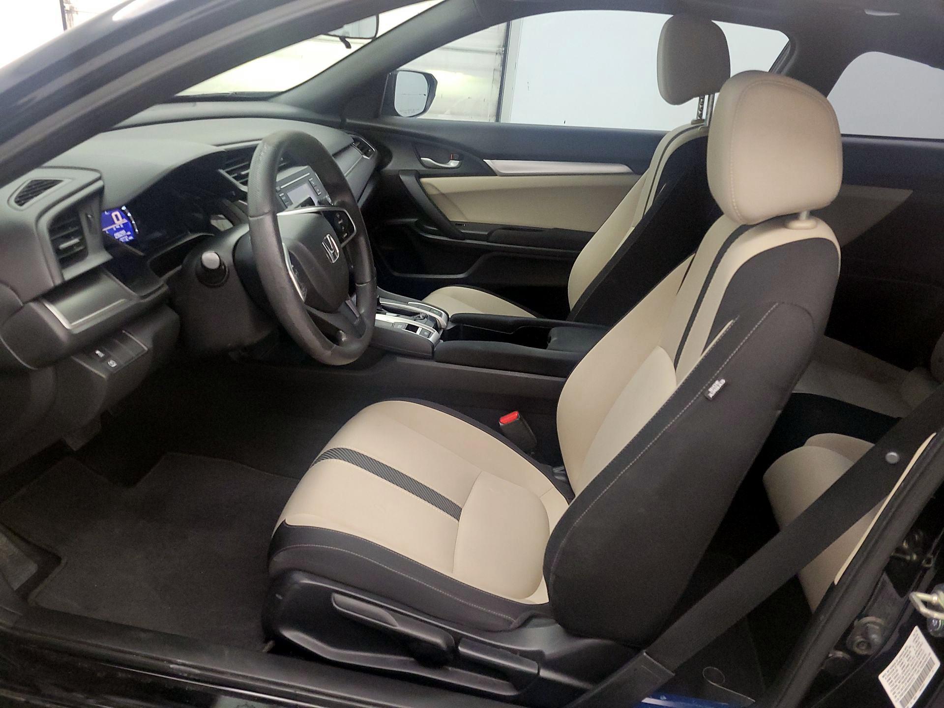 Thumbnail: 2016 Honda Civic - 11