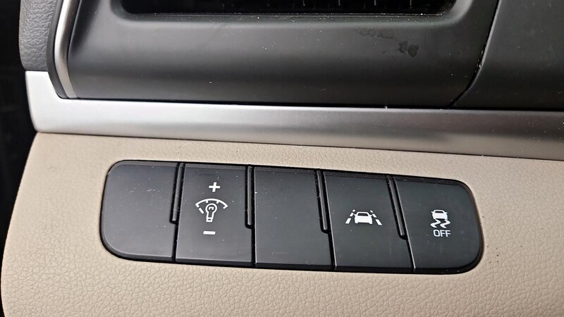 2020 Hyundai Elantra SE 13