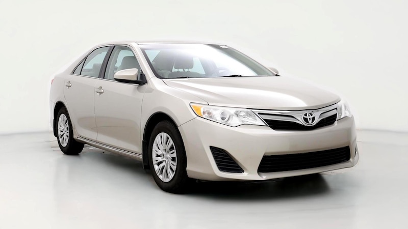 2014 Toyota Camry LE Hero Image