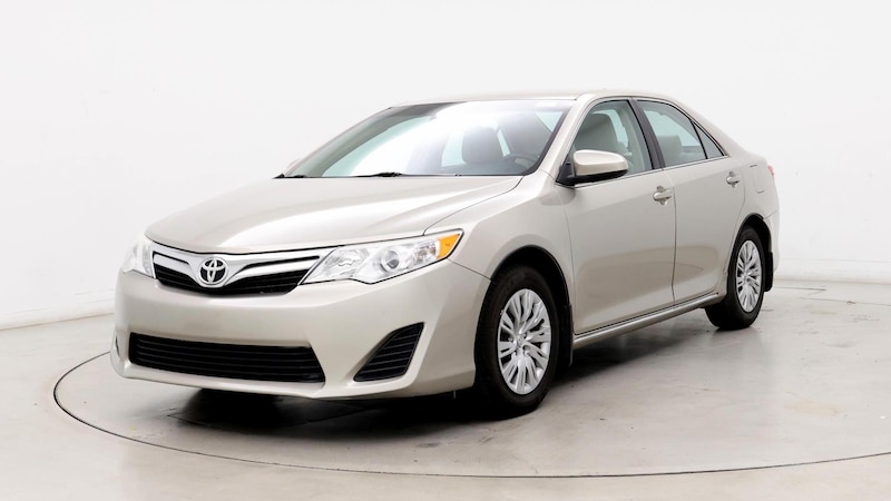 2014 Toyota Camry LE 4