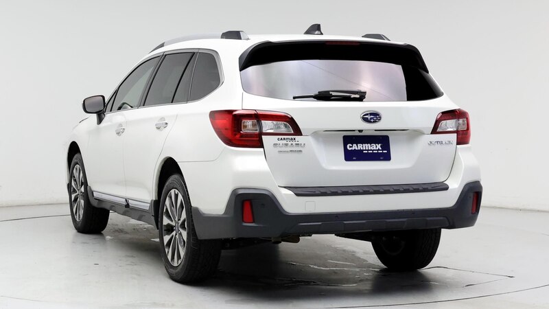 2019 Subaru Outback 2.5i Touring 2