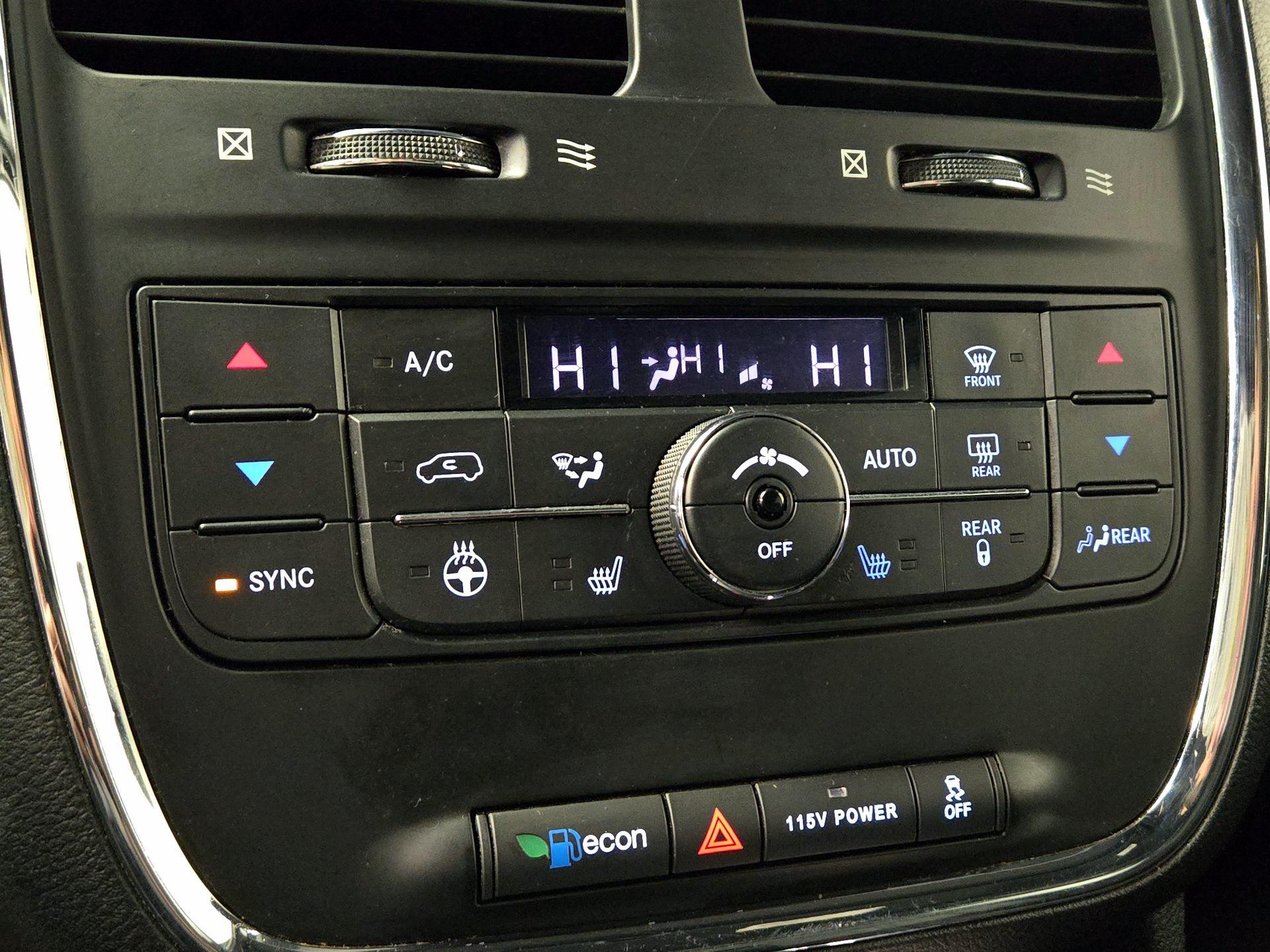 Thumbnail: 2019 Dodge Grand Caravan - 16