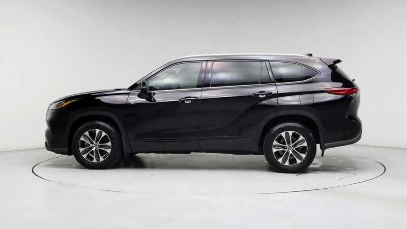 2020 Toyota Highlander XLE 3