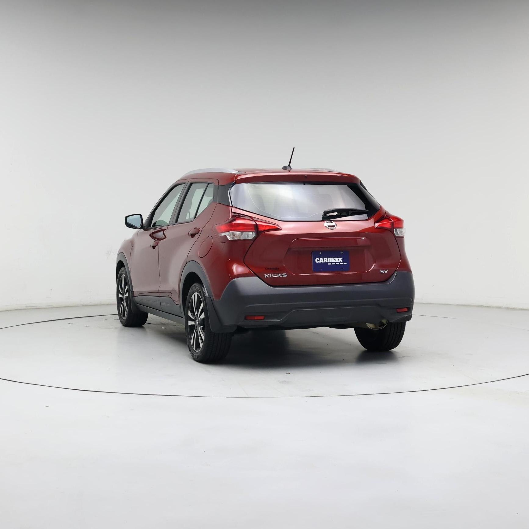 Thumbnail: 2019 Nissan Kicks - 2