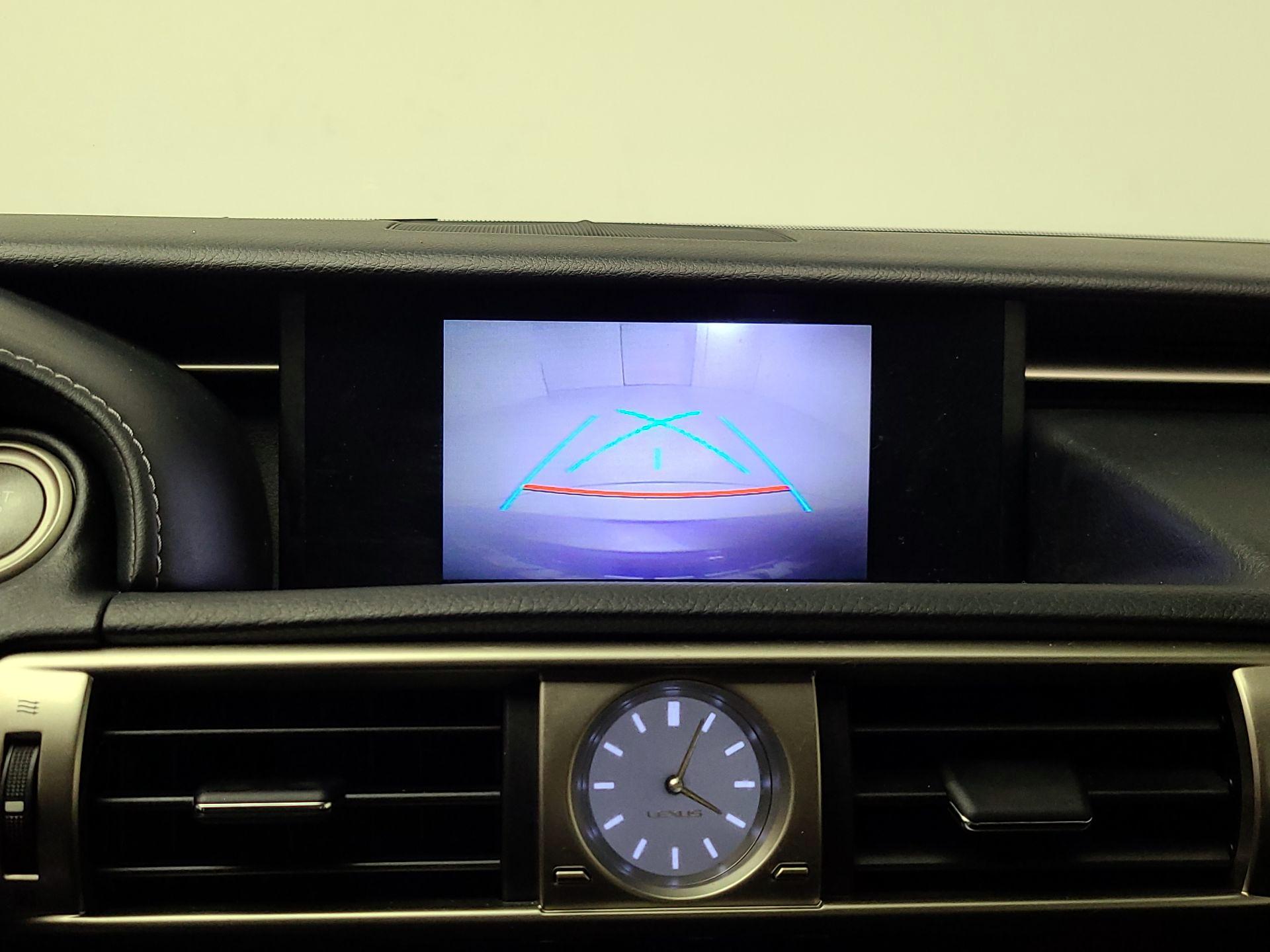 Thumbnail: 2016 Lexus IS - 14