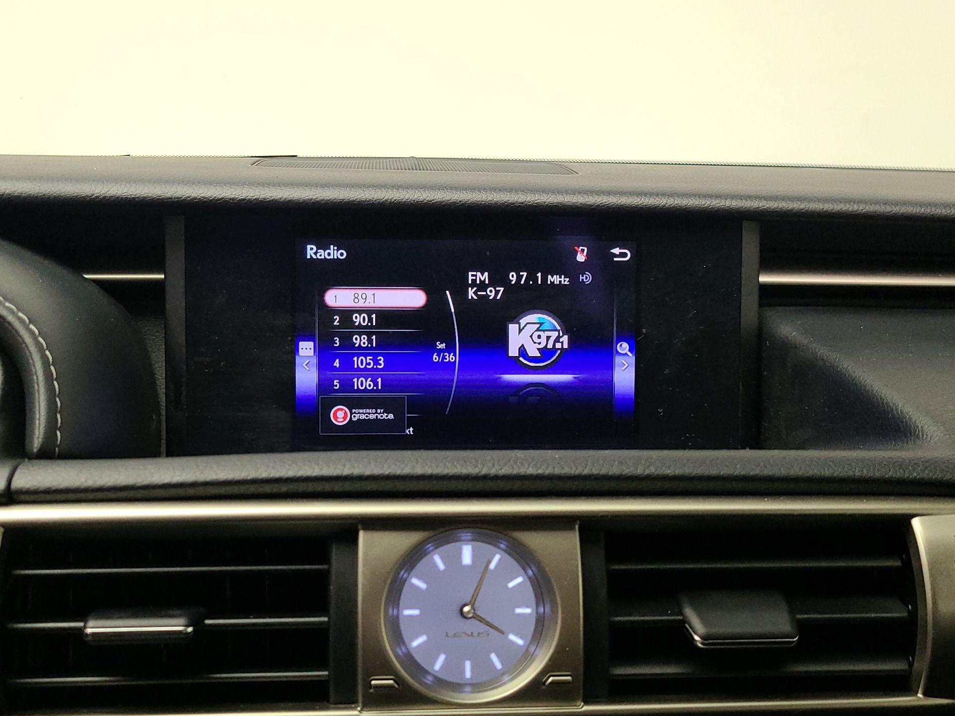 Thumbnail: 2016 Lexus IS - 15