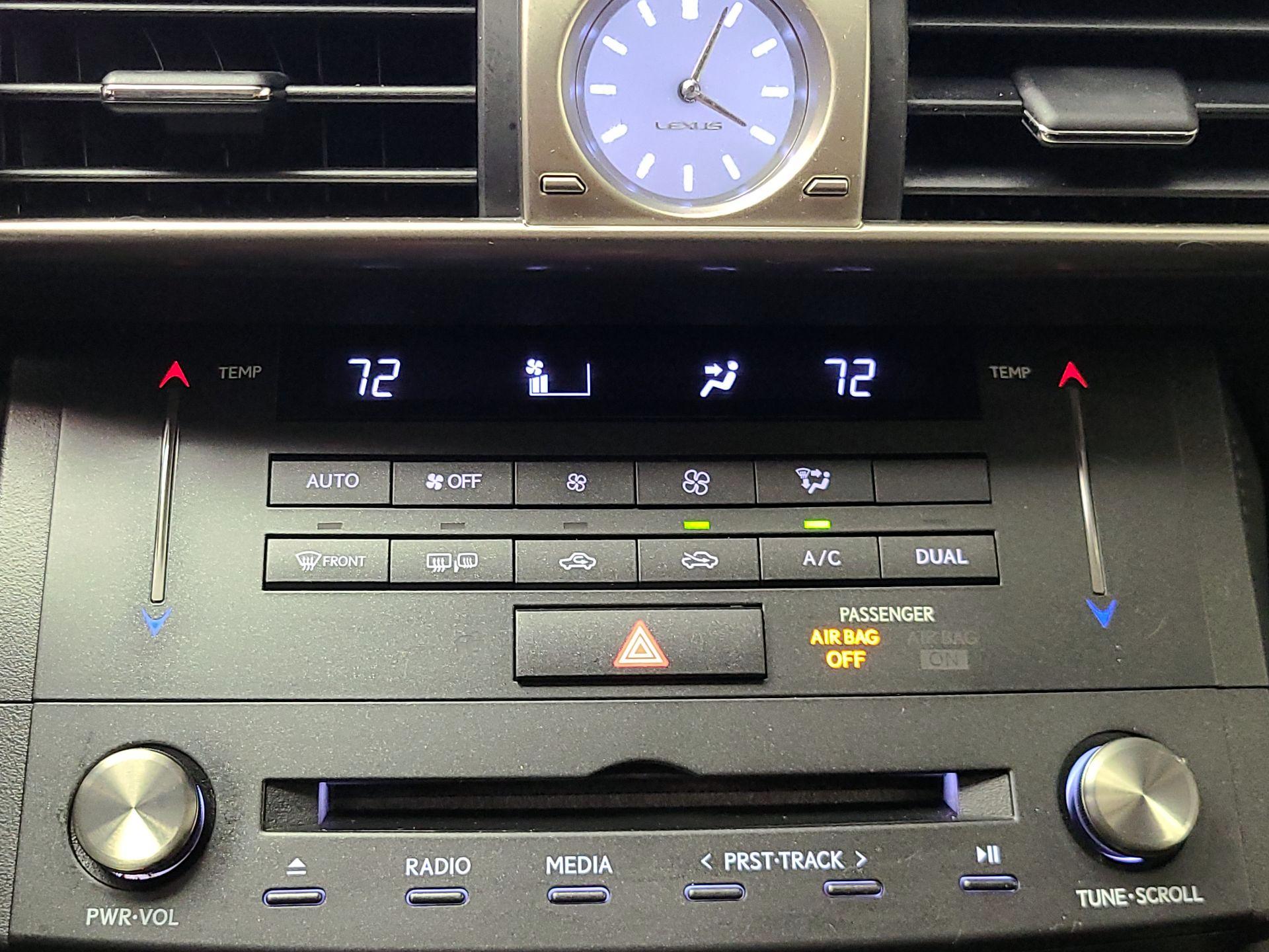 Thumbnail: 2016 Lexus IS - 16