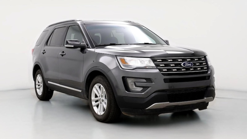 2016 Ford Explorer XLT Hero Image