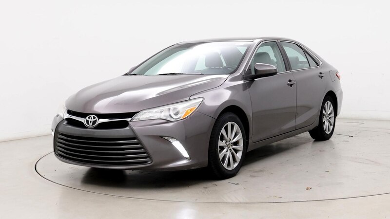 2016 Toyota Camry XLE 4