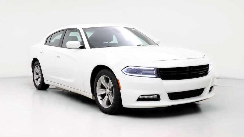 2016 Dodge Charger SXT Hero Image