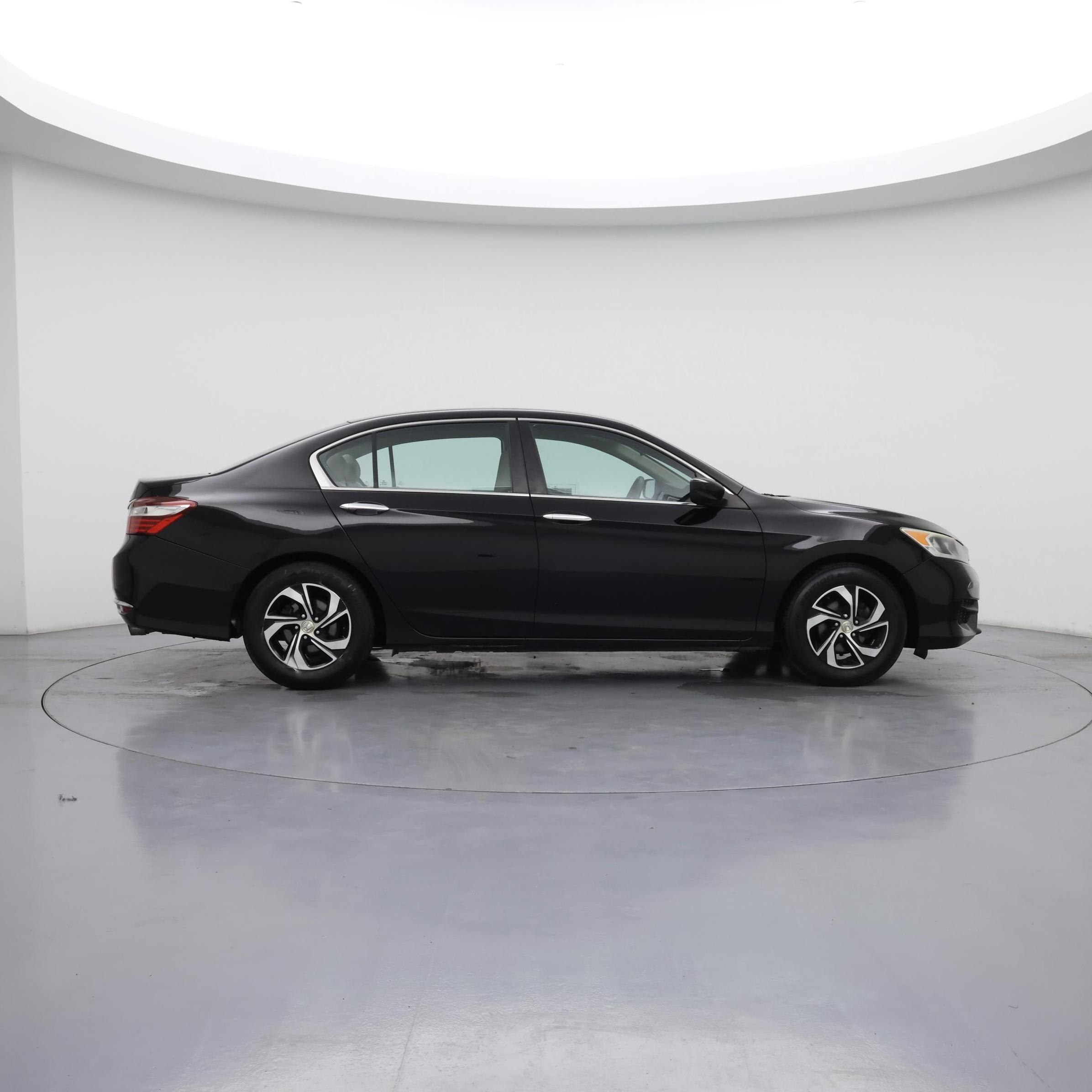 Thumbnail: 2016 Honda Accord - 7