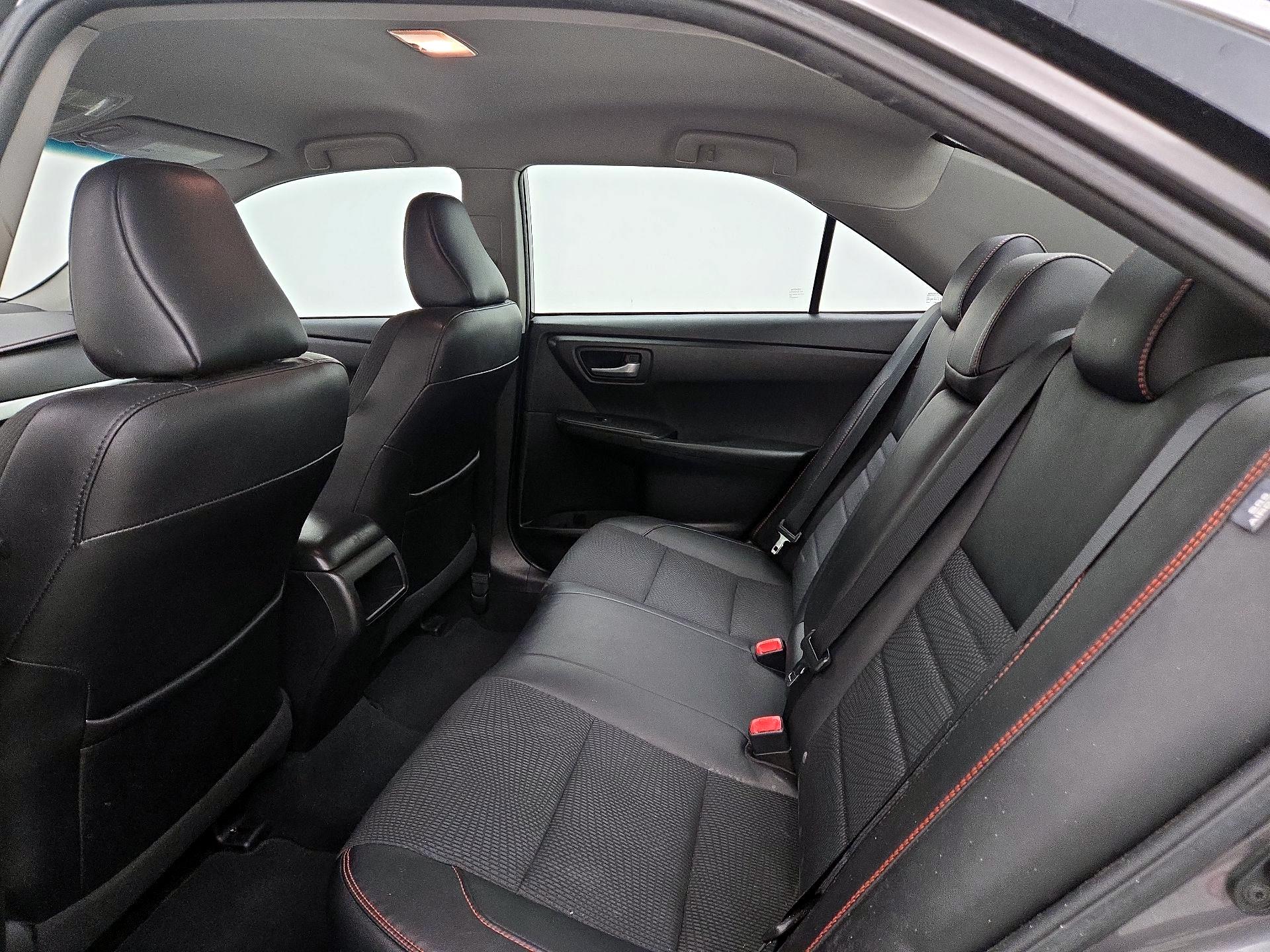 Thumbnail: 2016 Toyota Camry - 19