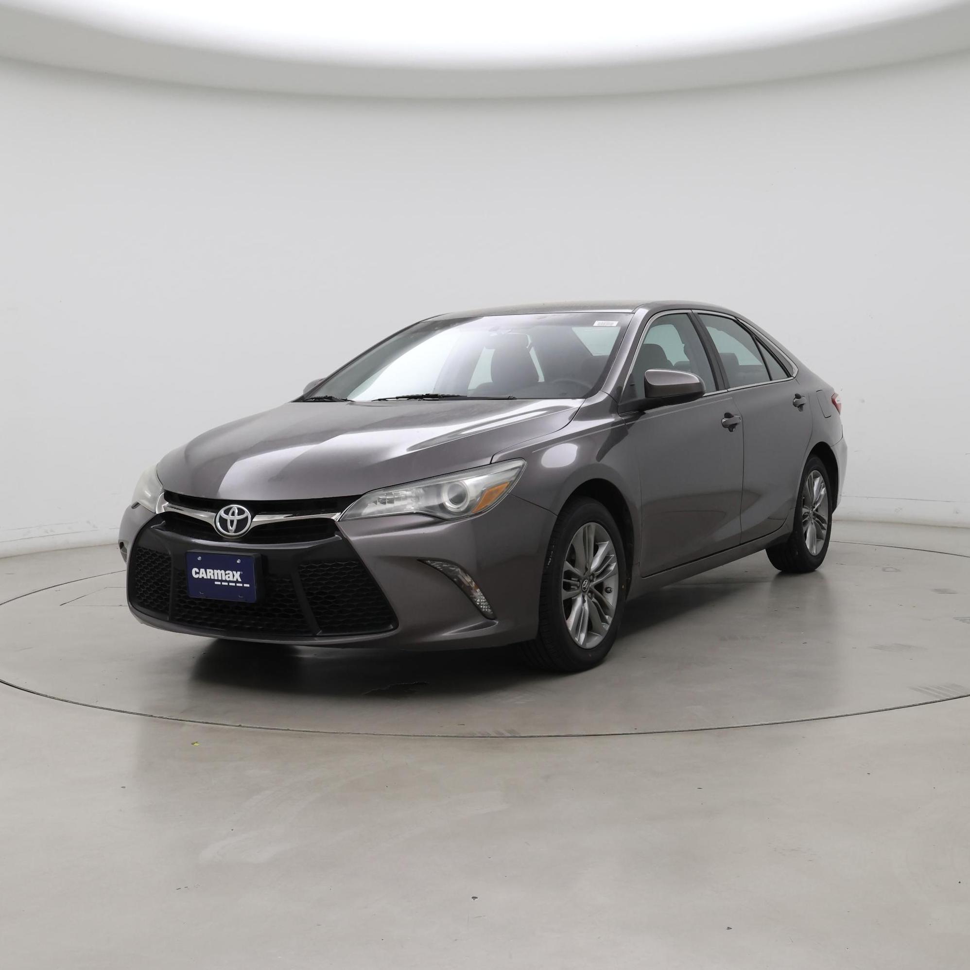 Thumbnail: 2016 Toyota Camry - 4