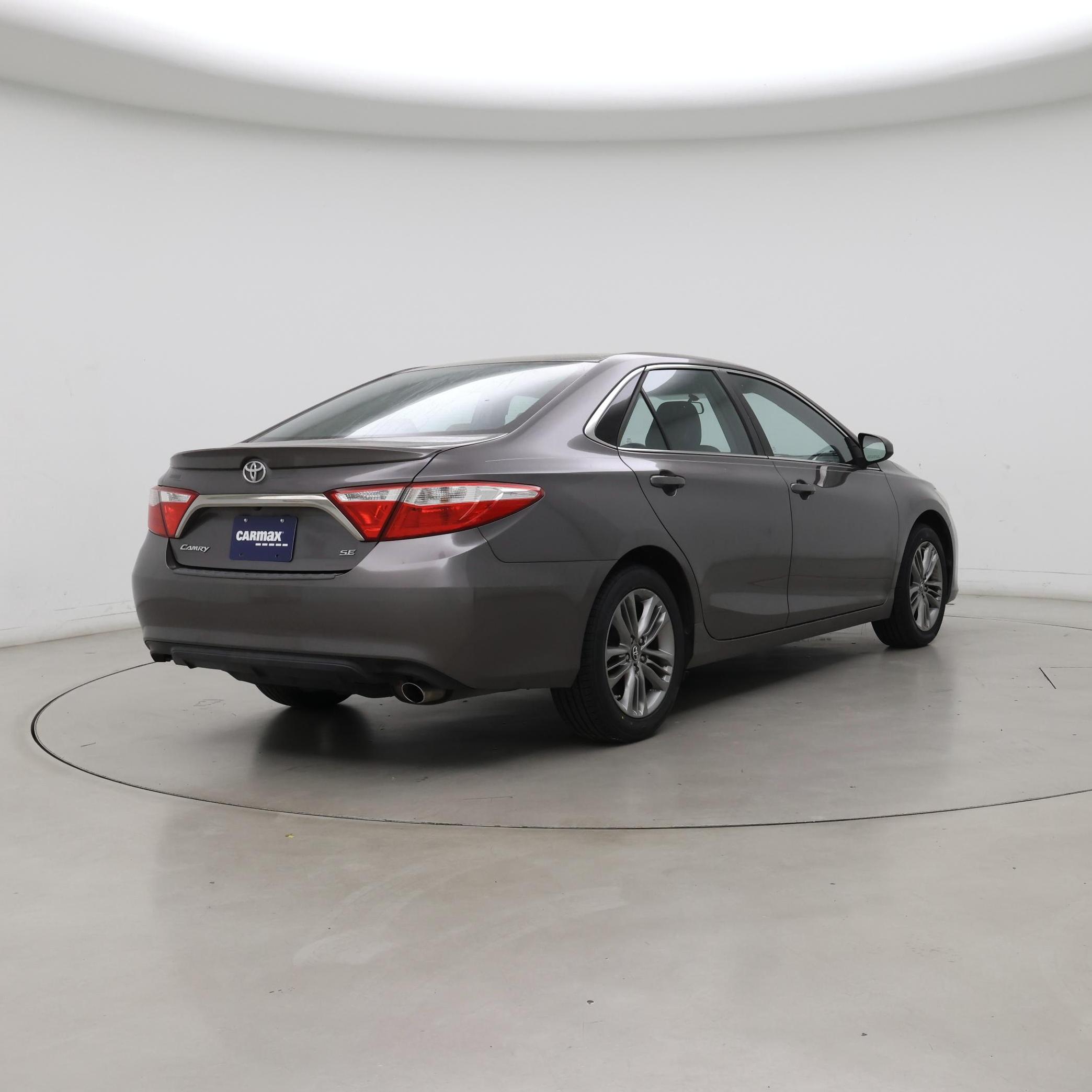 Thumbnail: 2016 Toyota Camry - 8