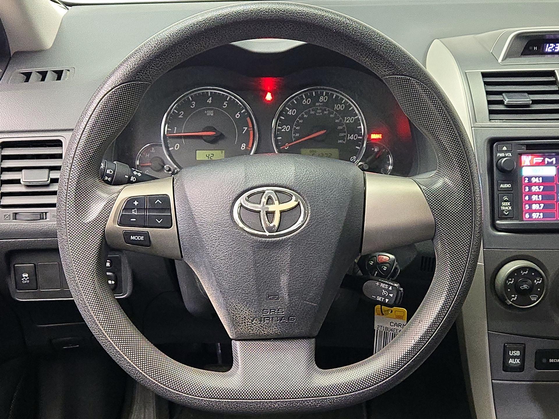 Thumbnail: 2013 Toyota Corolla - 10