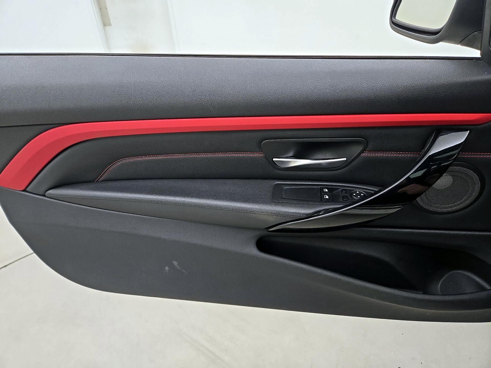 Thumbnail: 2015 BMW 4 Series - 12