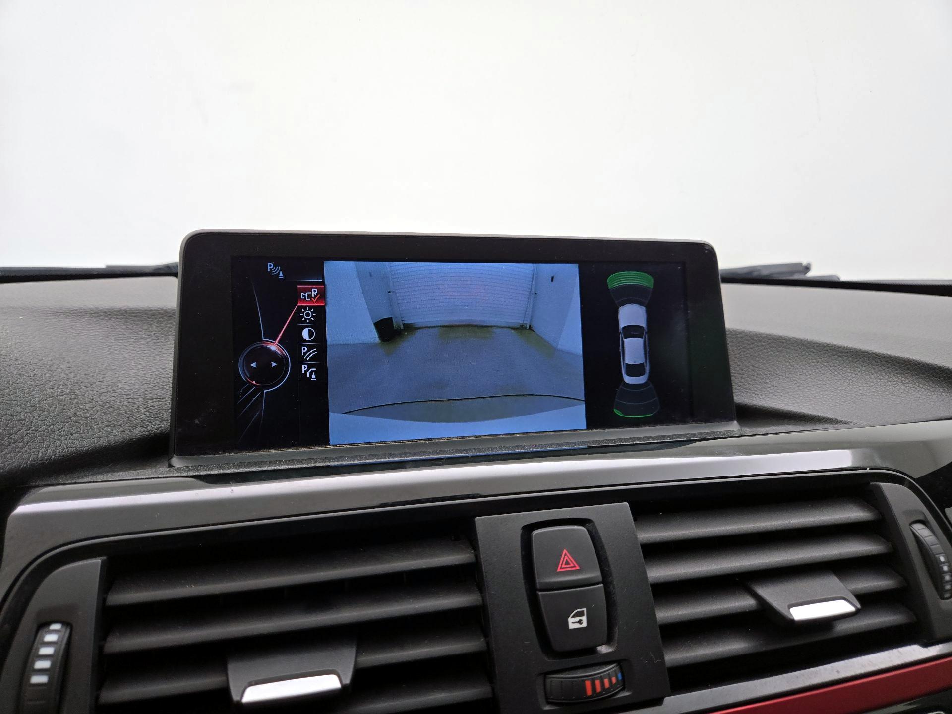 Thumbnail: 2015 BMW 4 Series - 15