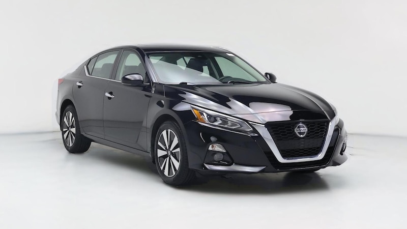 2019 Nissan Altima SL Hero Image