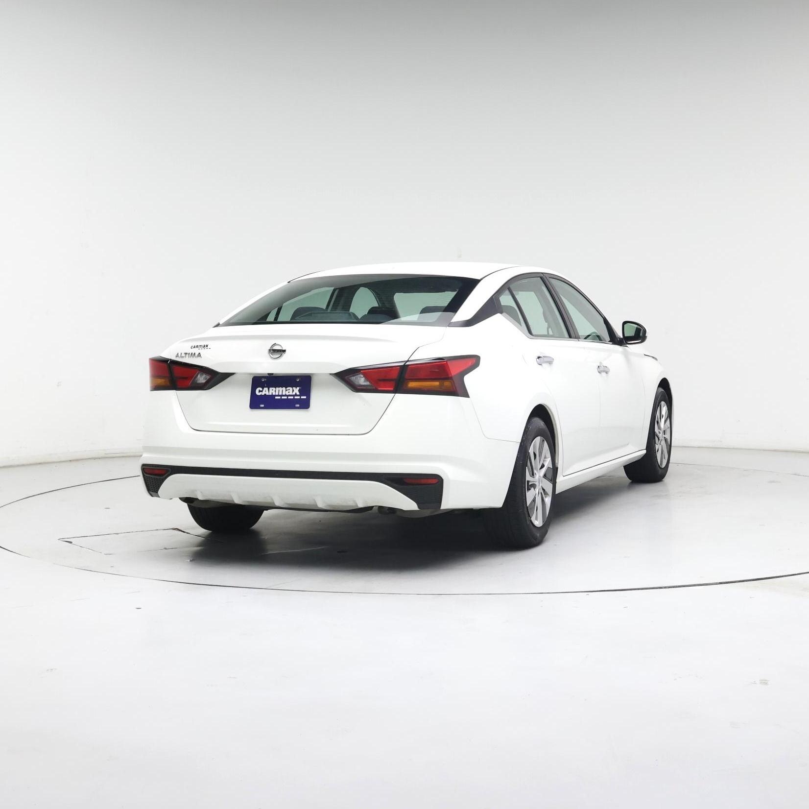 Thumbnail: 2020 Nissan Altima - 8