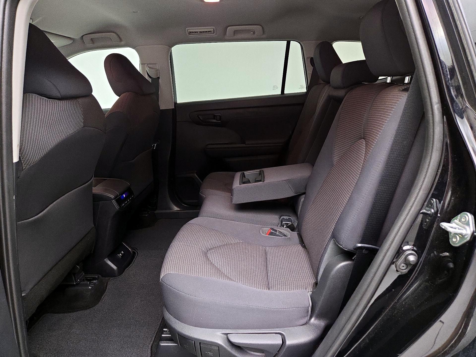 Thumbnail: 2020 Toyota Highlander - 19