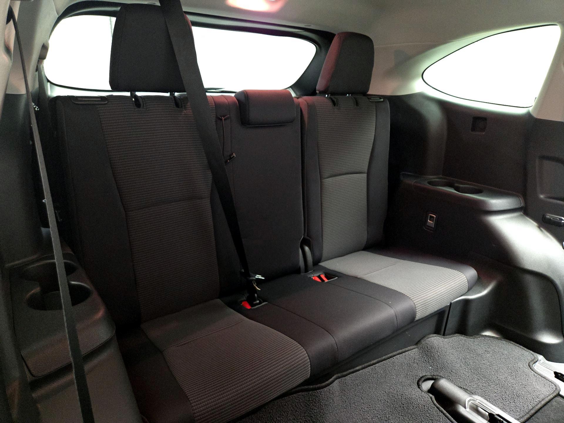 Thumbnail: 2020 Toyota Highlander - 20