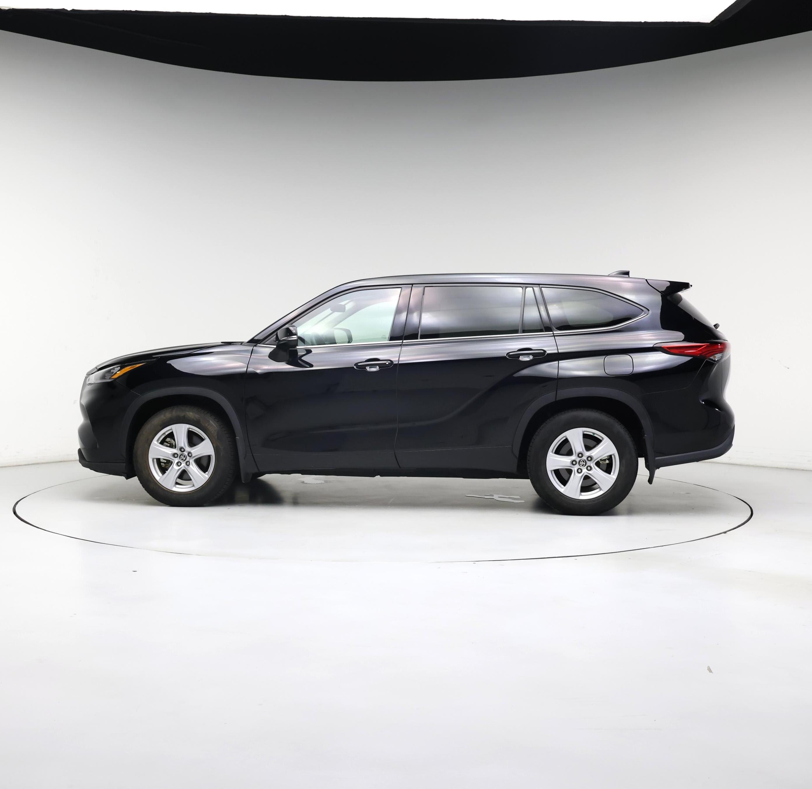 Thumbnail: 2020 Toyota Highlander - 3