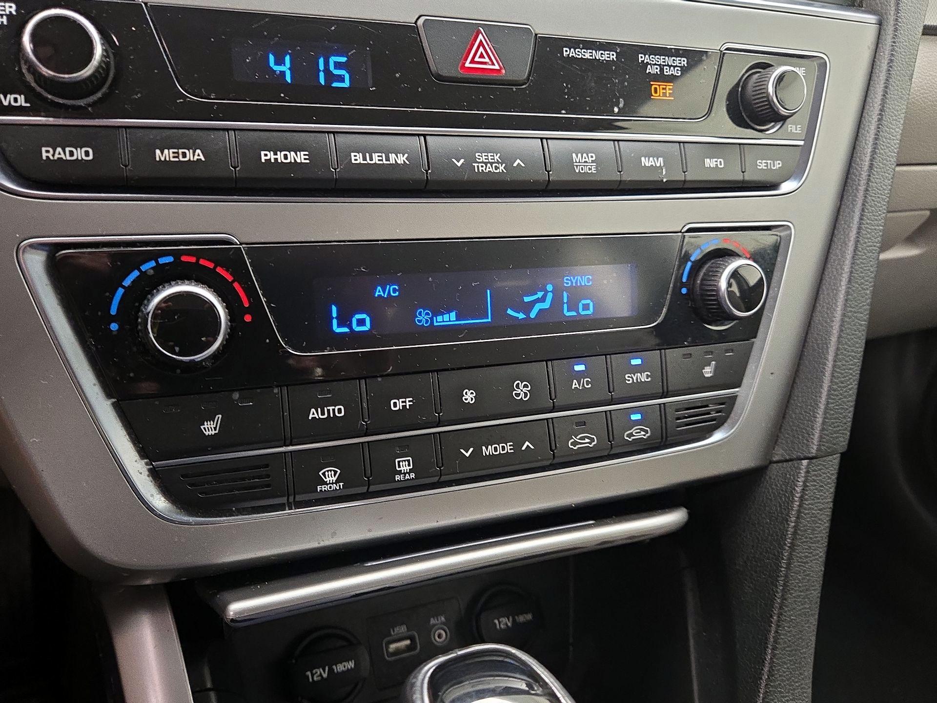 Thumbnail: 2015 Hyundai Sonata - 17
