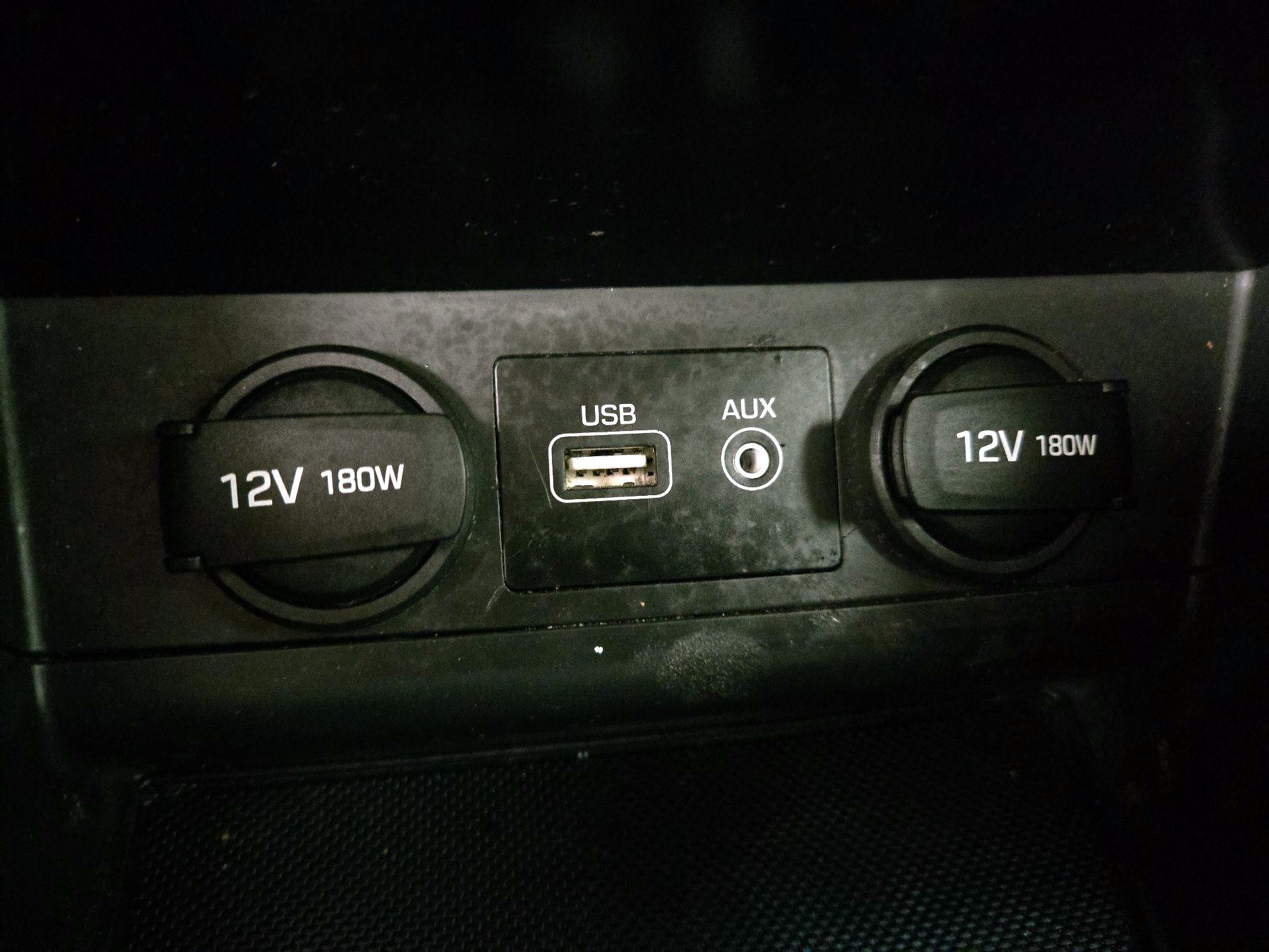 Thumbnail: 2015 Hyundai Sonata - 19