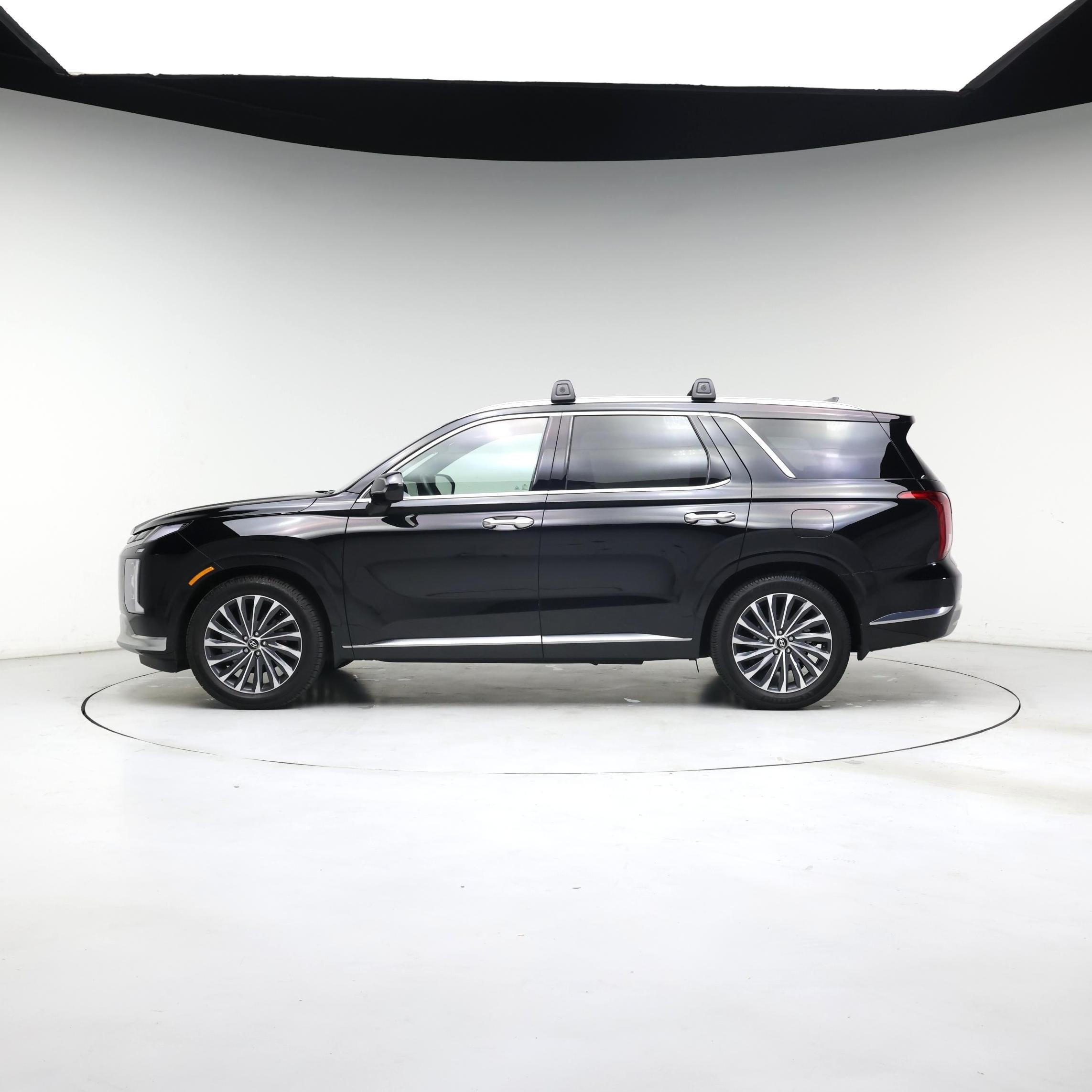 Thumbnail: 2023 Hyundai Palisade - 3