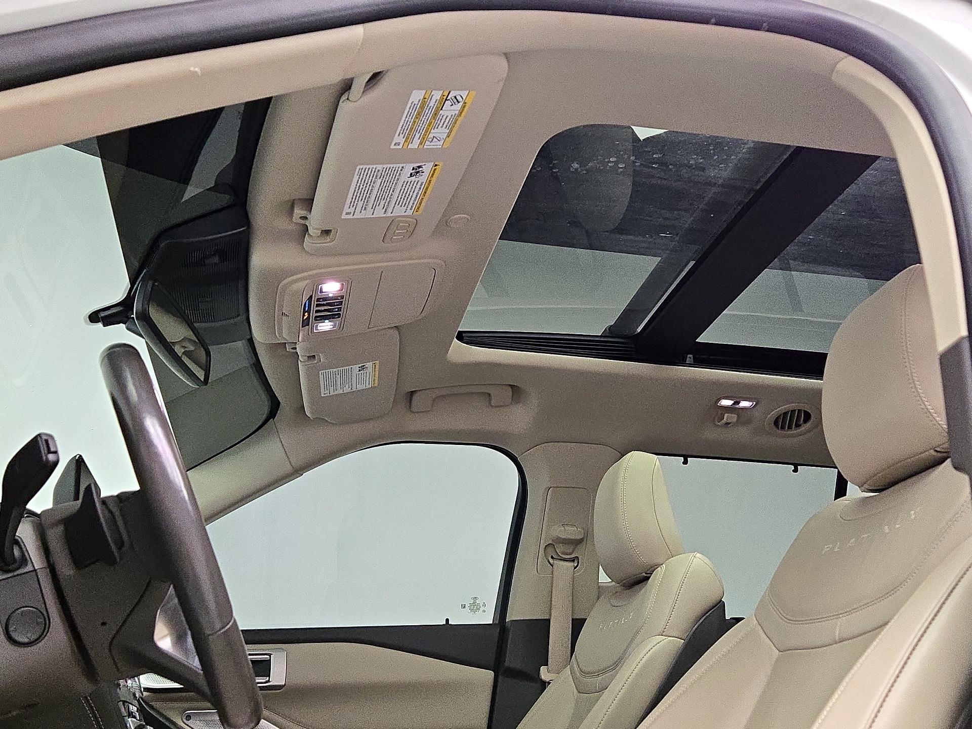 Thumbnail: 2020 Ford Explorer - 20