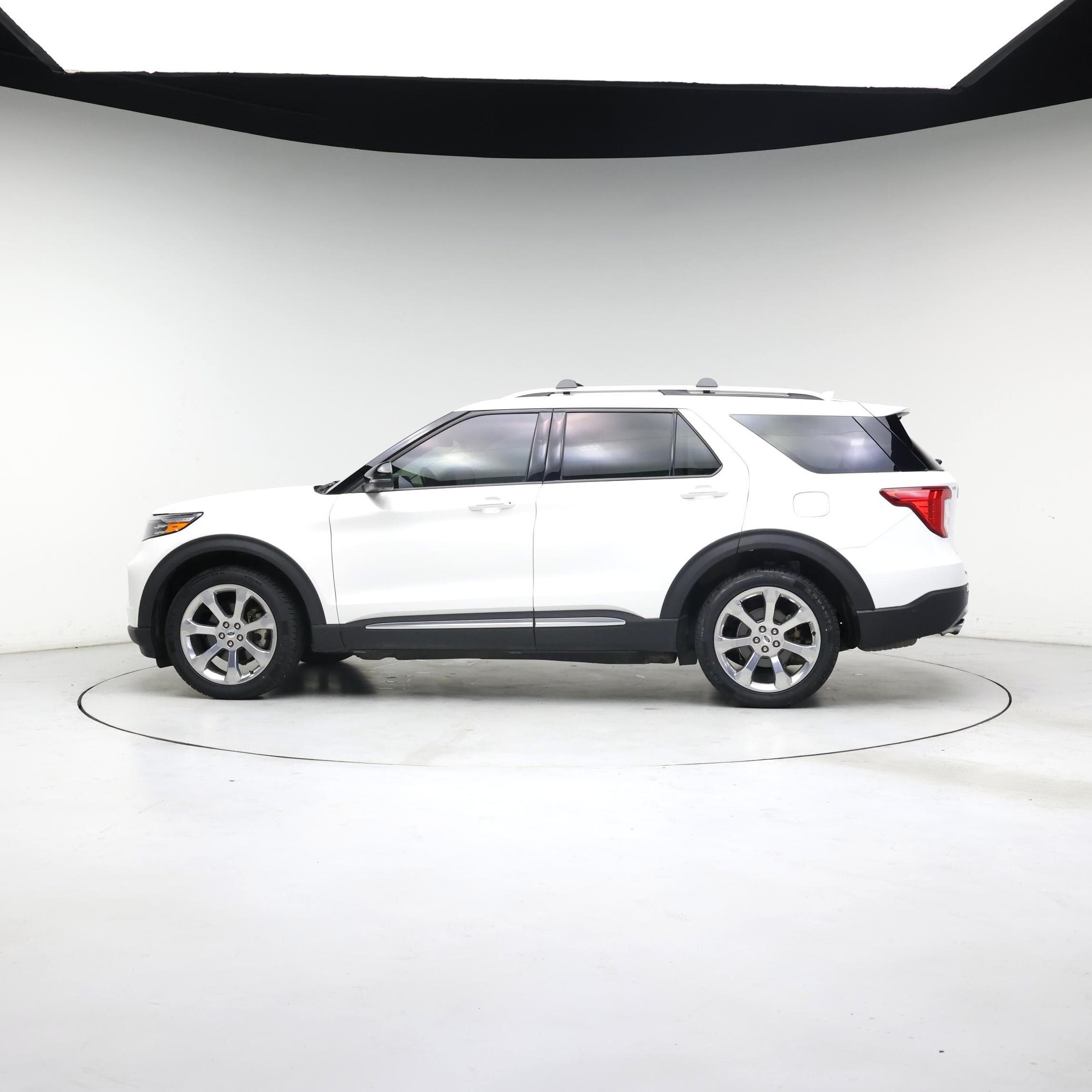 Thumbnail: 2020 Ford Explorer - 3