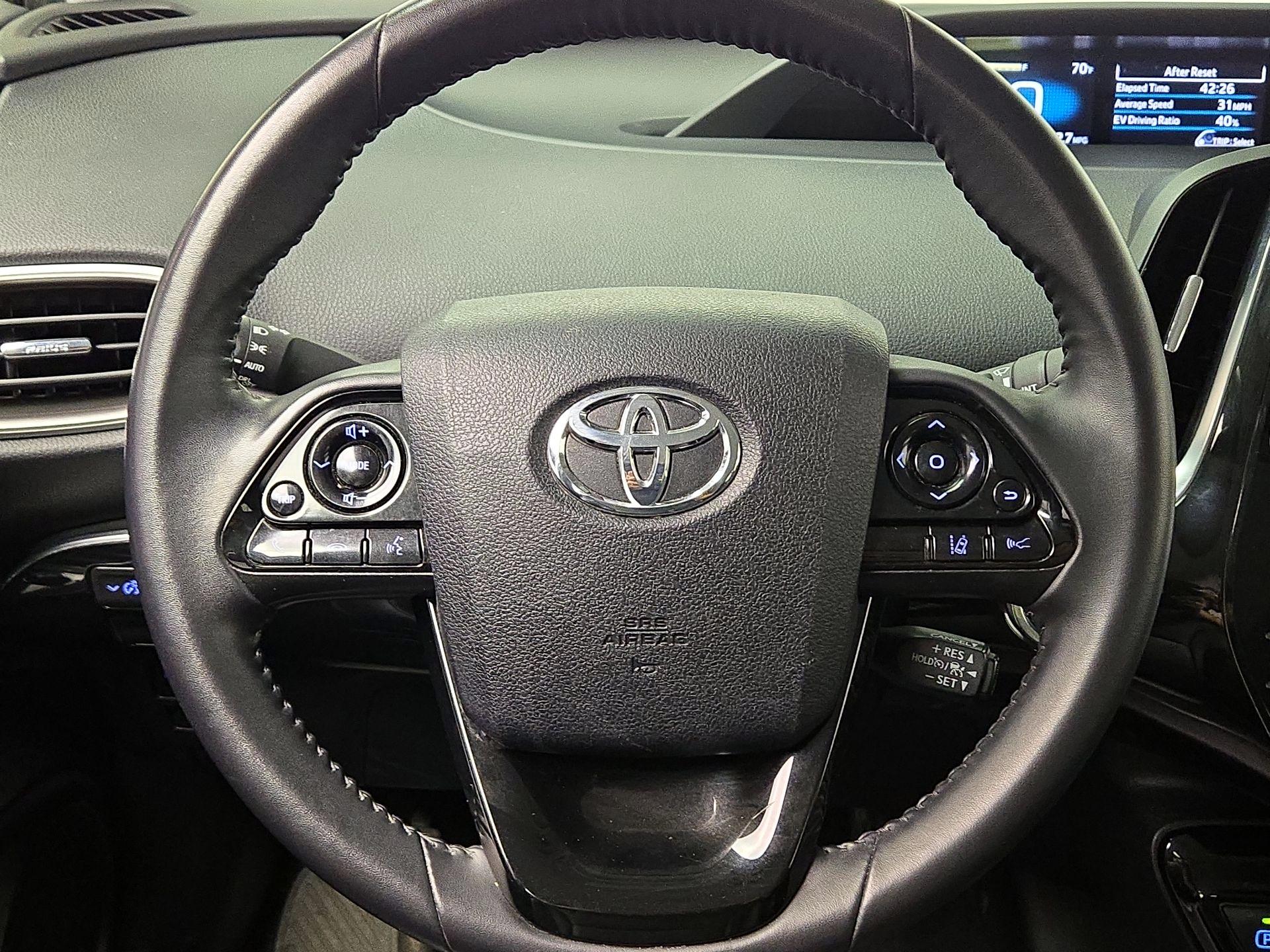 Thumbnail: 2021 Toyota Prius Prime - 10