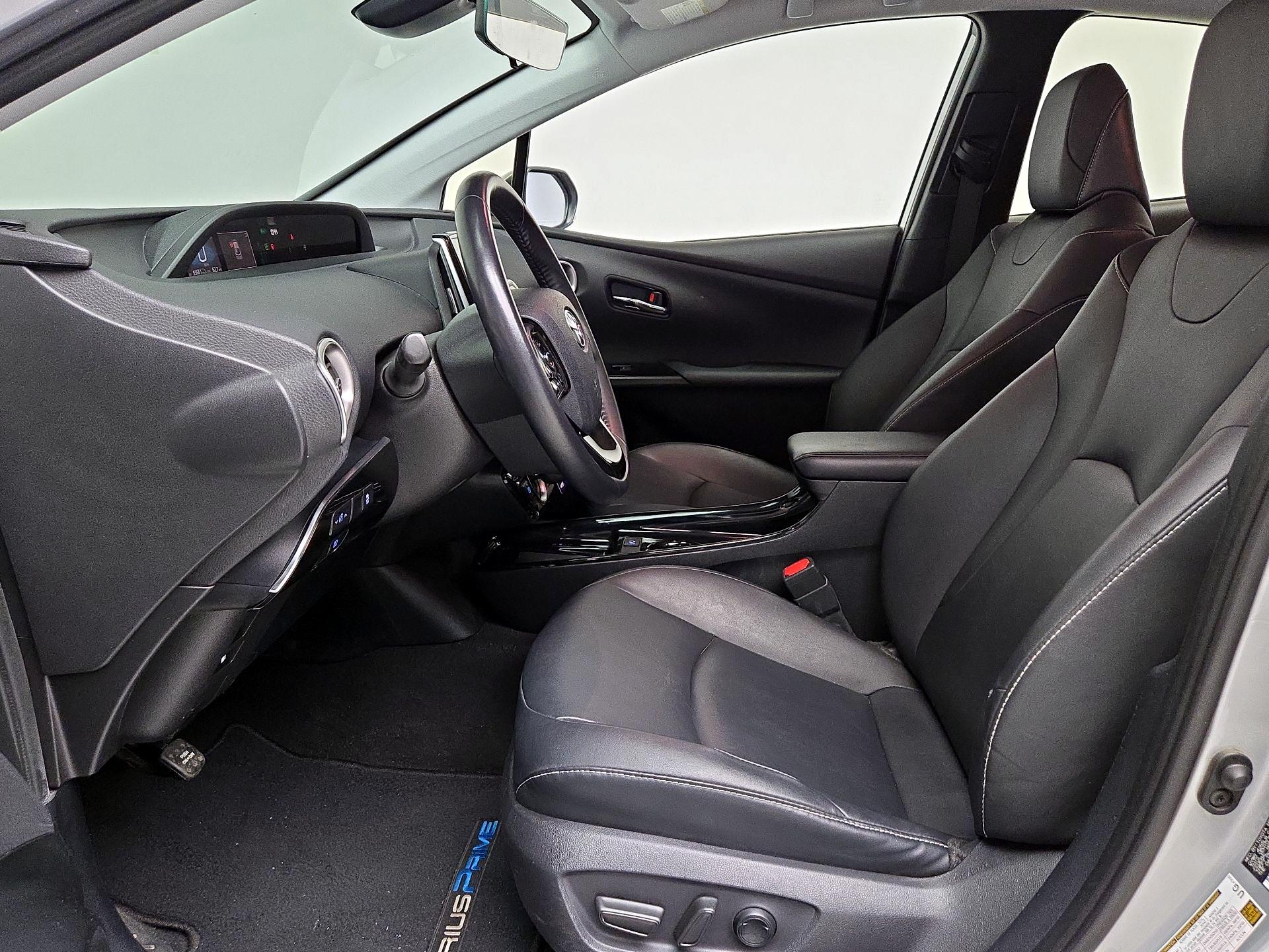 Thumbnail: 2021 Toyota Prius Prime - 11