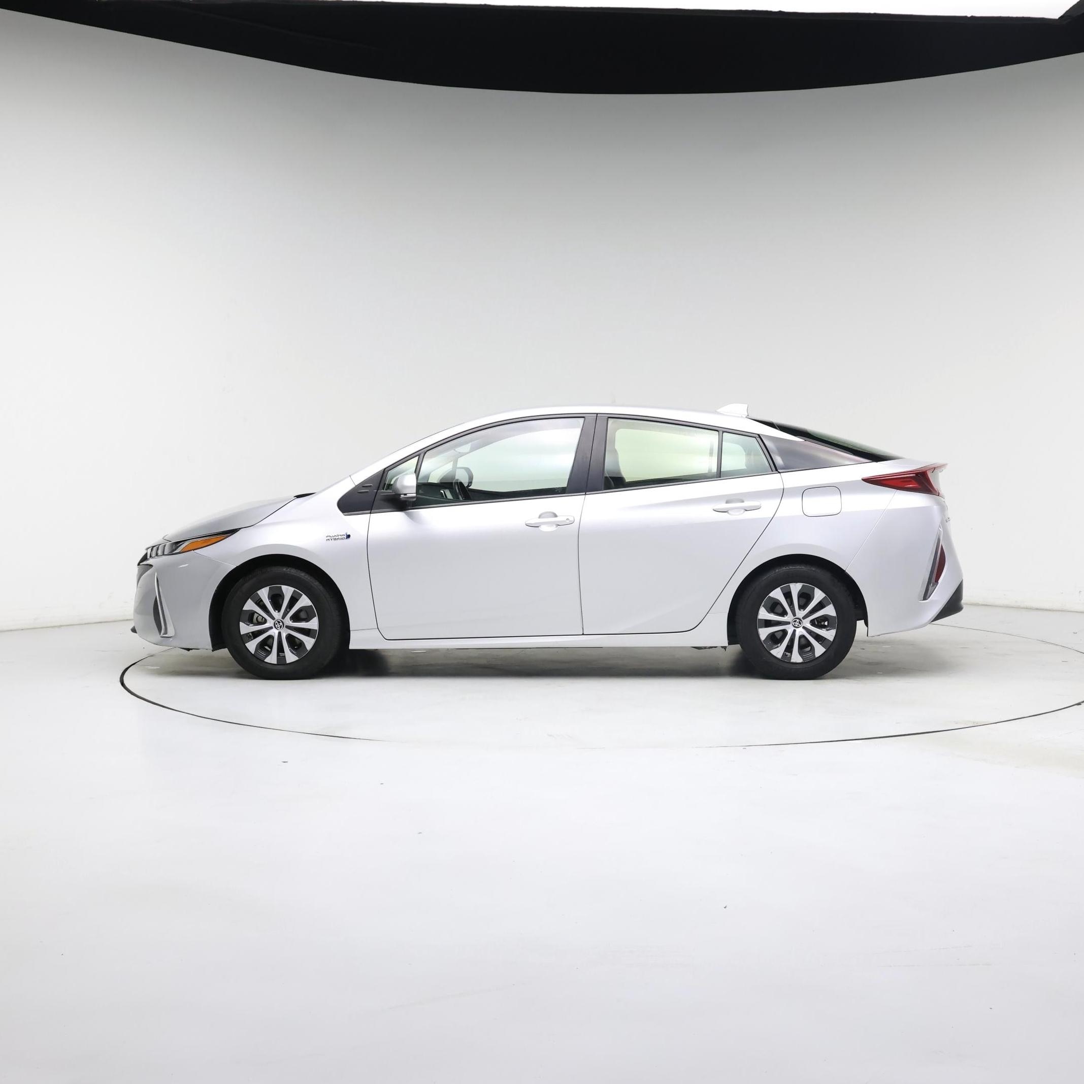 Thumbnail: 2021 Toyota Prius Prime - 3