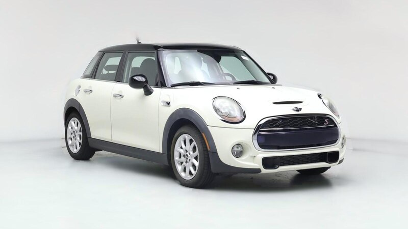 2015 MINI Cooper Hardtop S Hero Image
