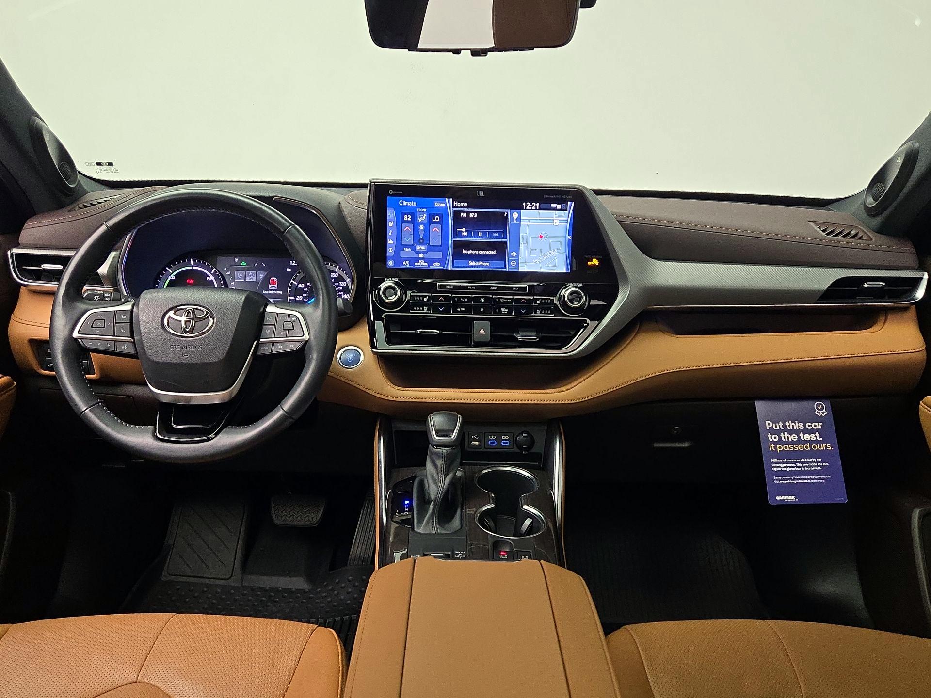 Thumbnail: 2022 Toyota Highlander - 9