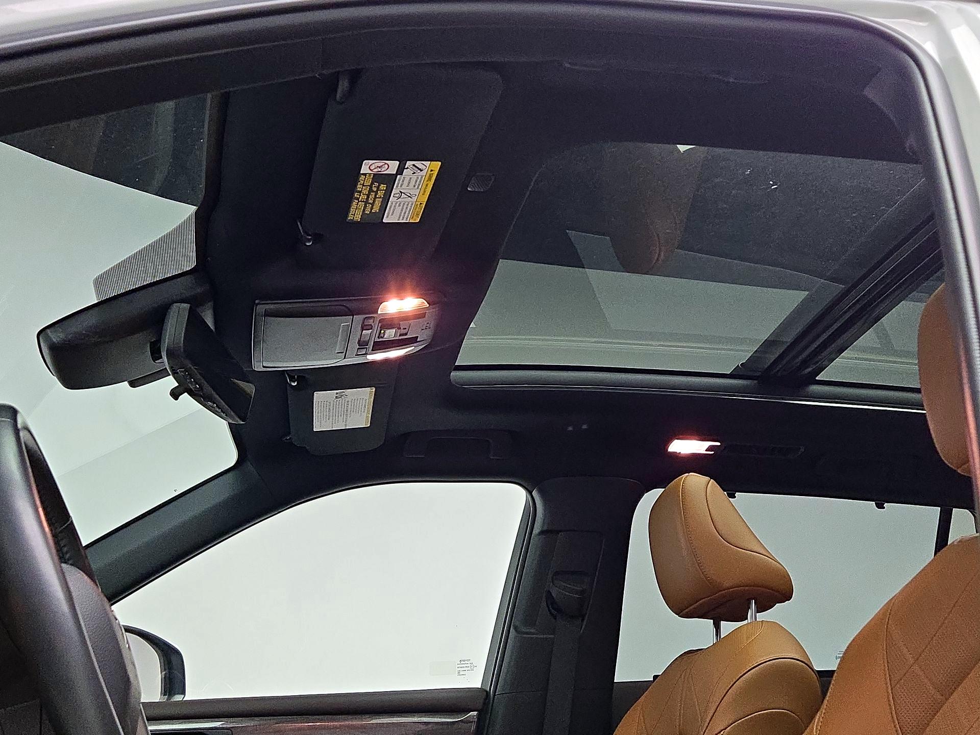 Thumbnail: 2022 Toyota Highlander - 20