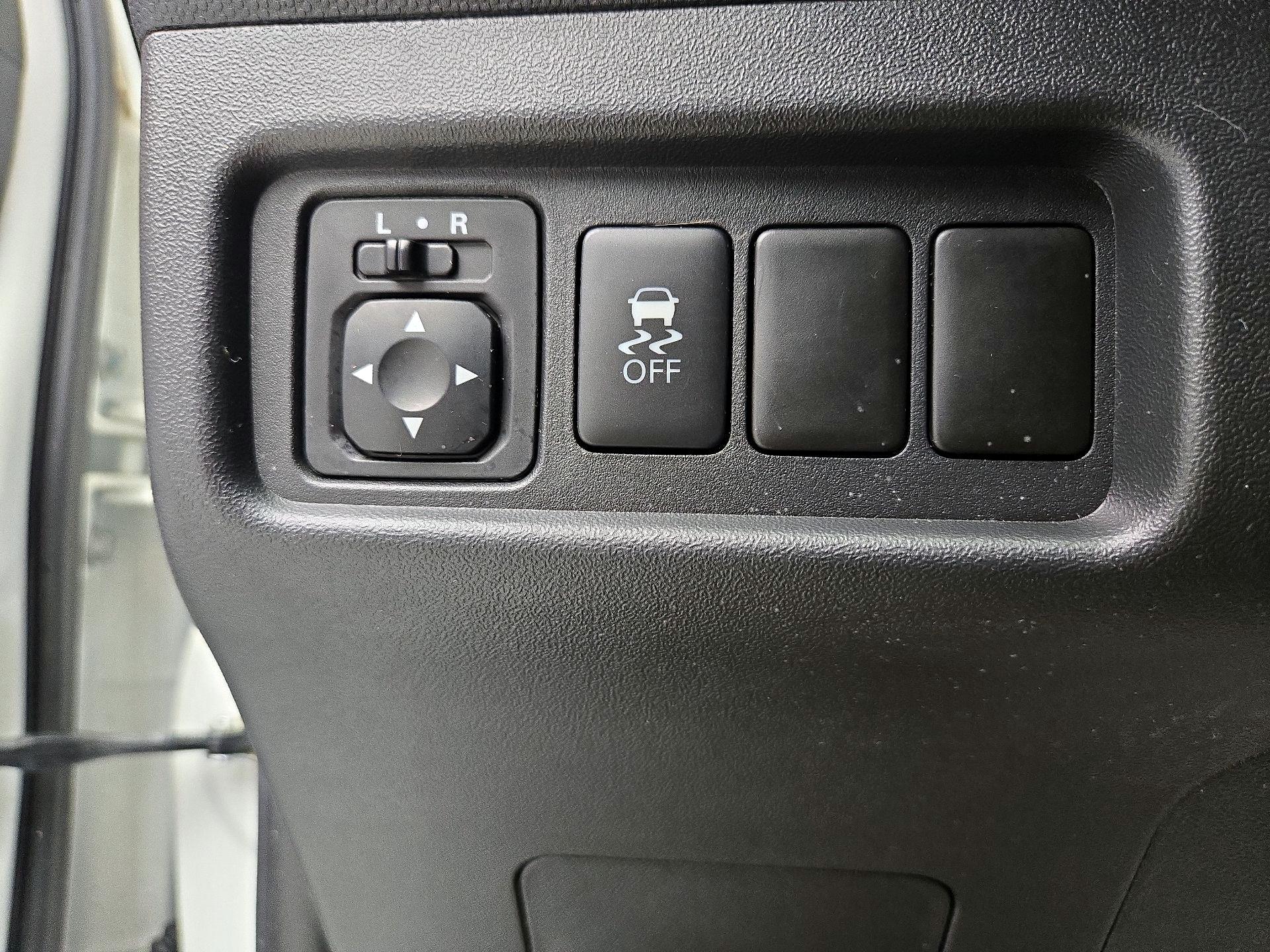 Thumbnail: 2019 Mitsubishi Mirage - 13