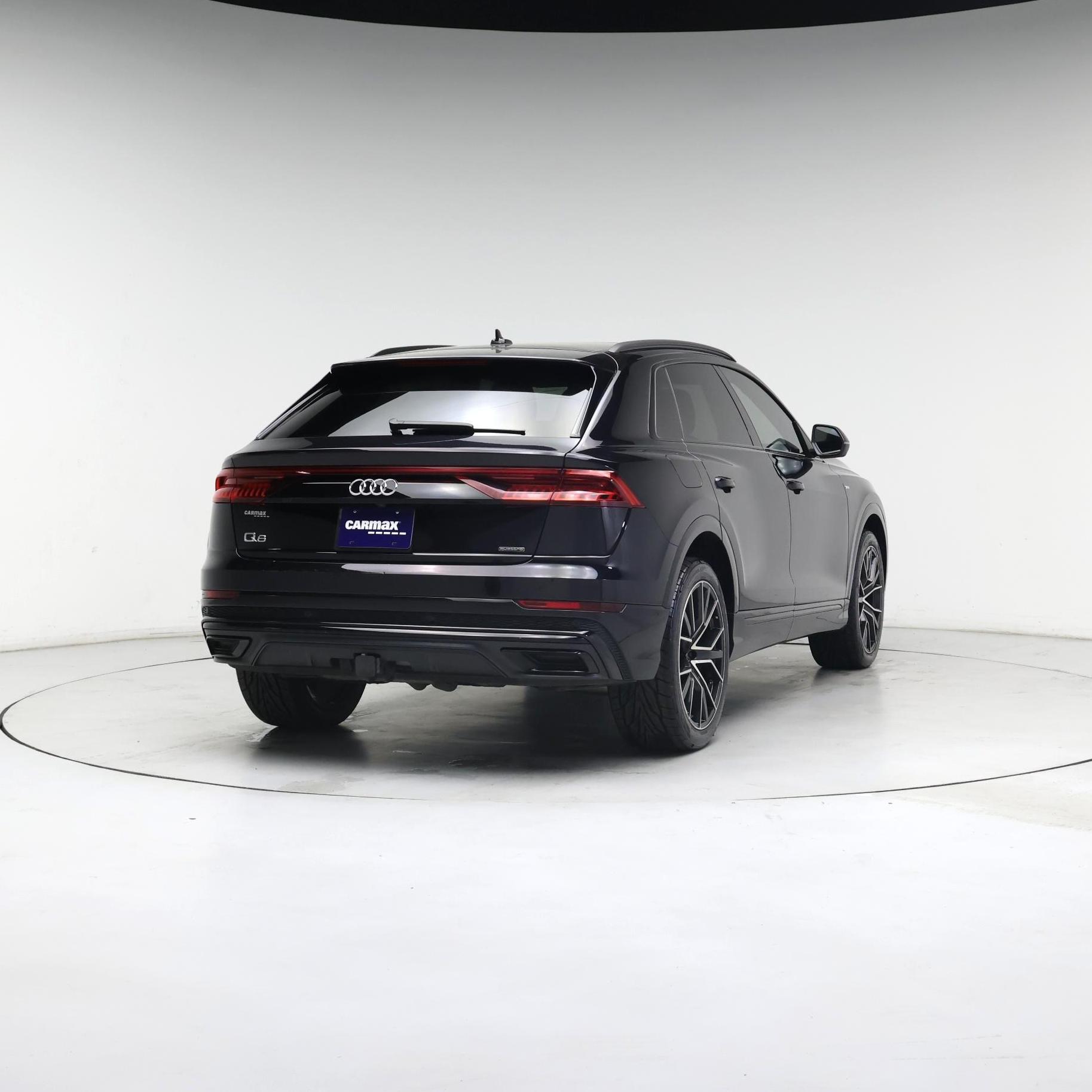 Thumbnail: 2020 Audi Q8 - 8