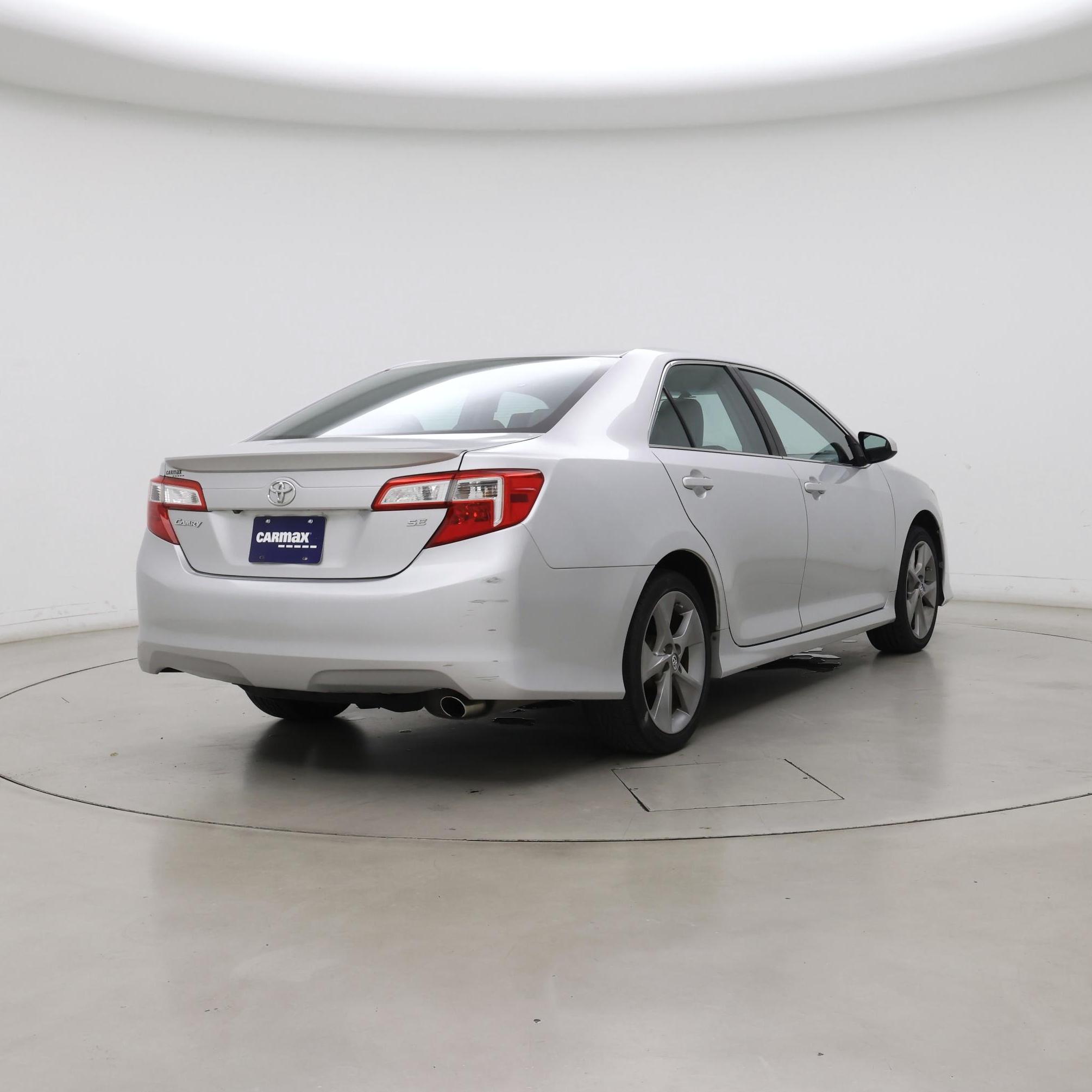 Thumbnail: 2014 Toyota Camry - 8